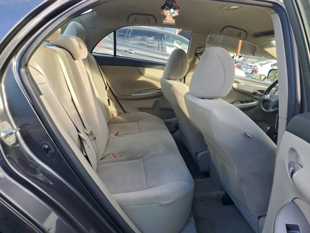 2011 TOYOTA COROLLA