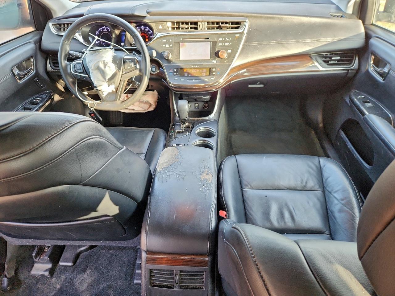 2013 TOYOTA Avalon