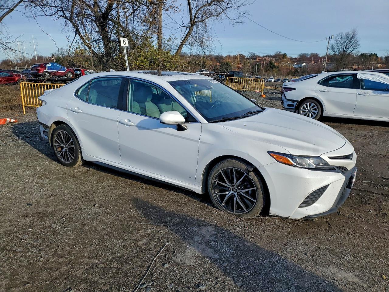 2019 TOYOTA CAMRY