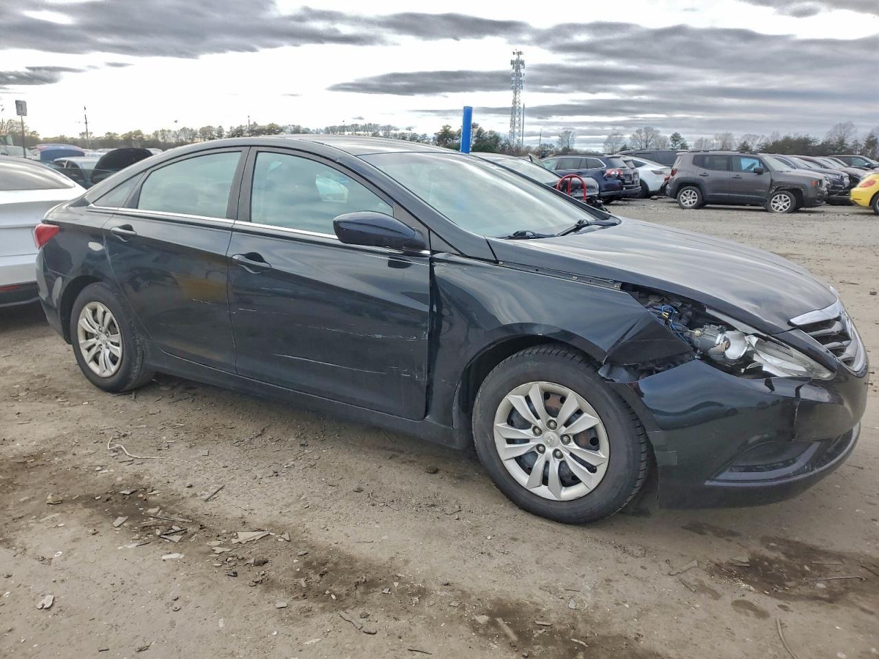 2011 HYUNDAI SONATA