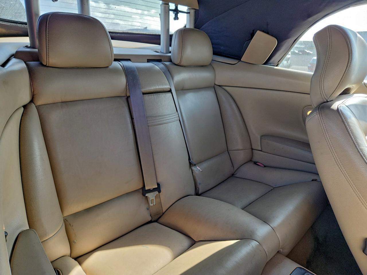 2004 VOLVO C70