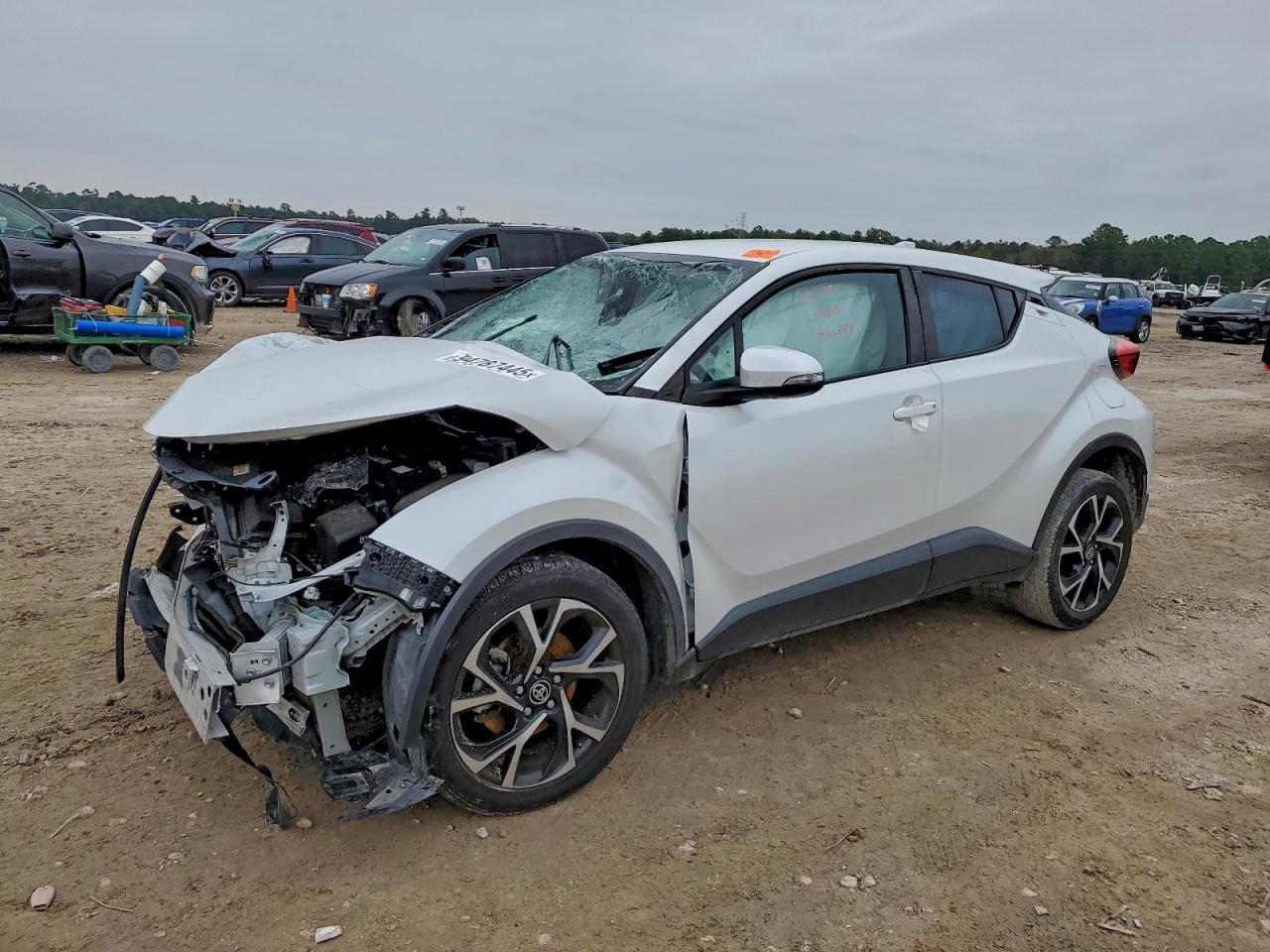 2022 TOYOTA C-HR