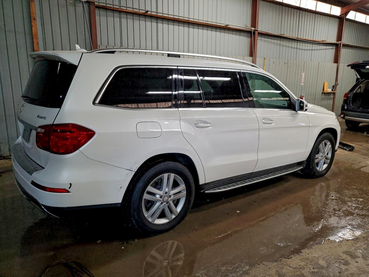 2015 MERCEDES-BENZ GL-Class