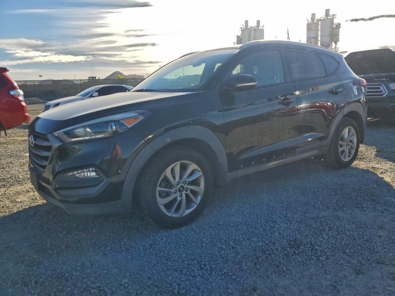 2016 HYUNDAI TUCSON