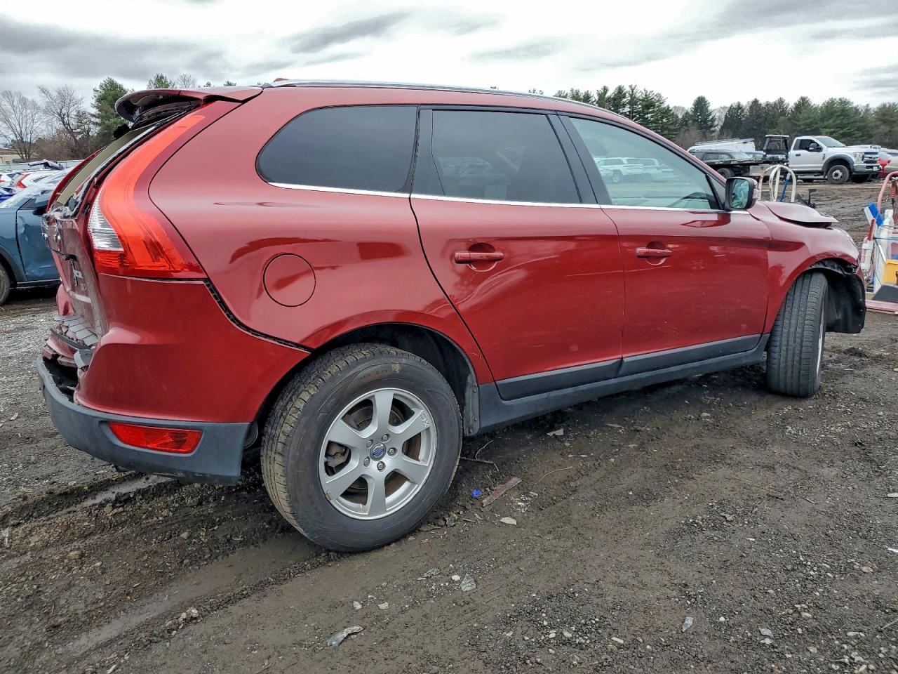 2011 VOLVO XC60