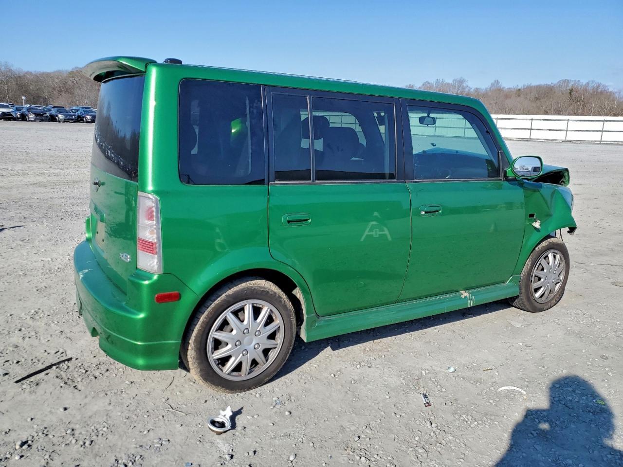 2006 TOYOTA SCION