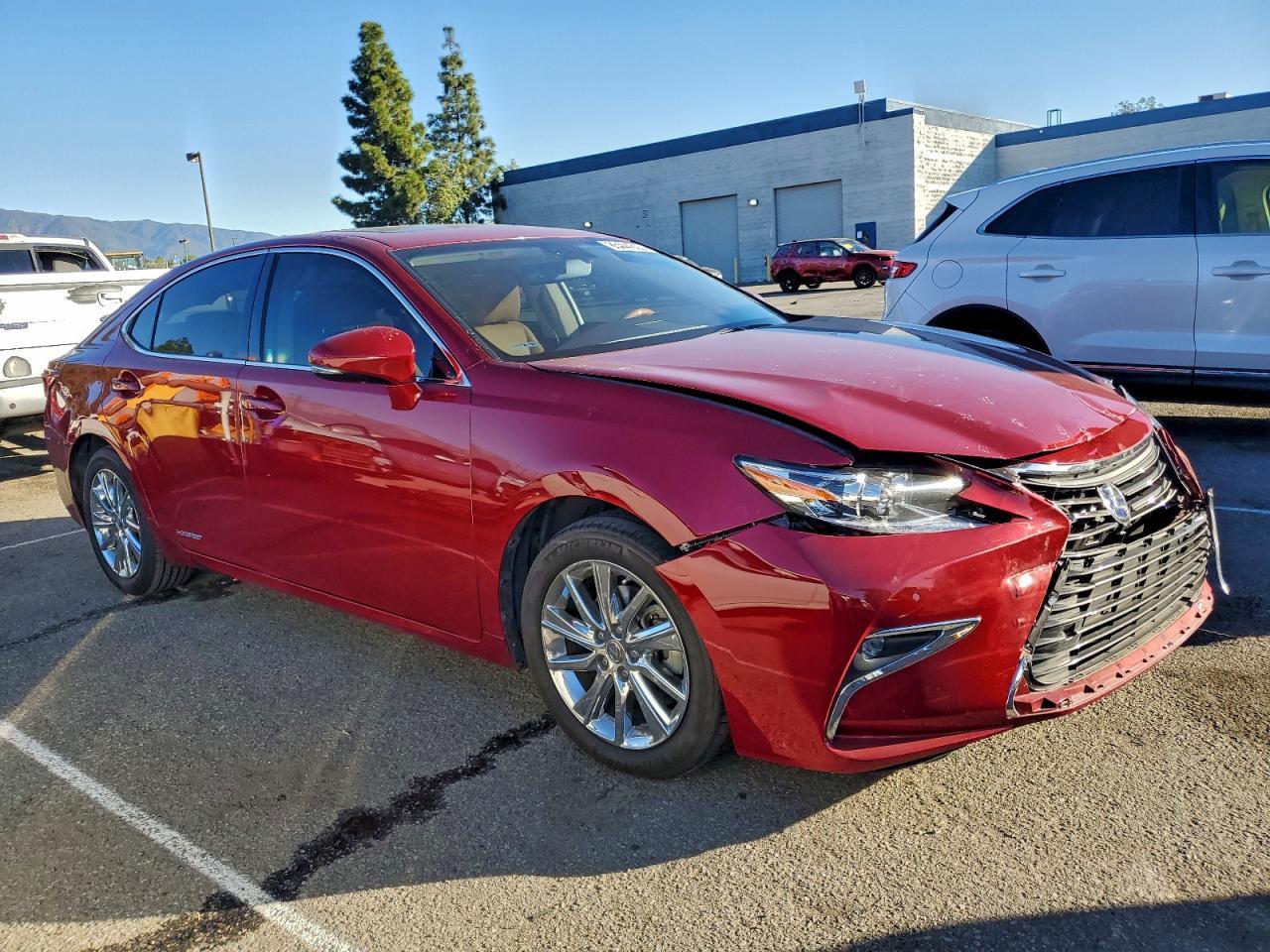 2016 LEXUS ES 300H