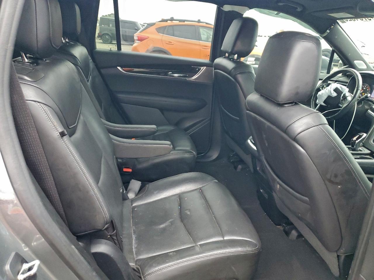 2020 CADILLAC XT6
