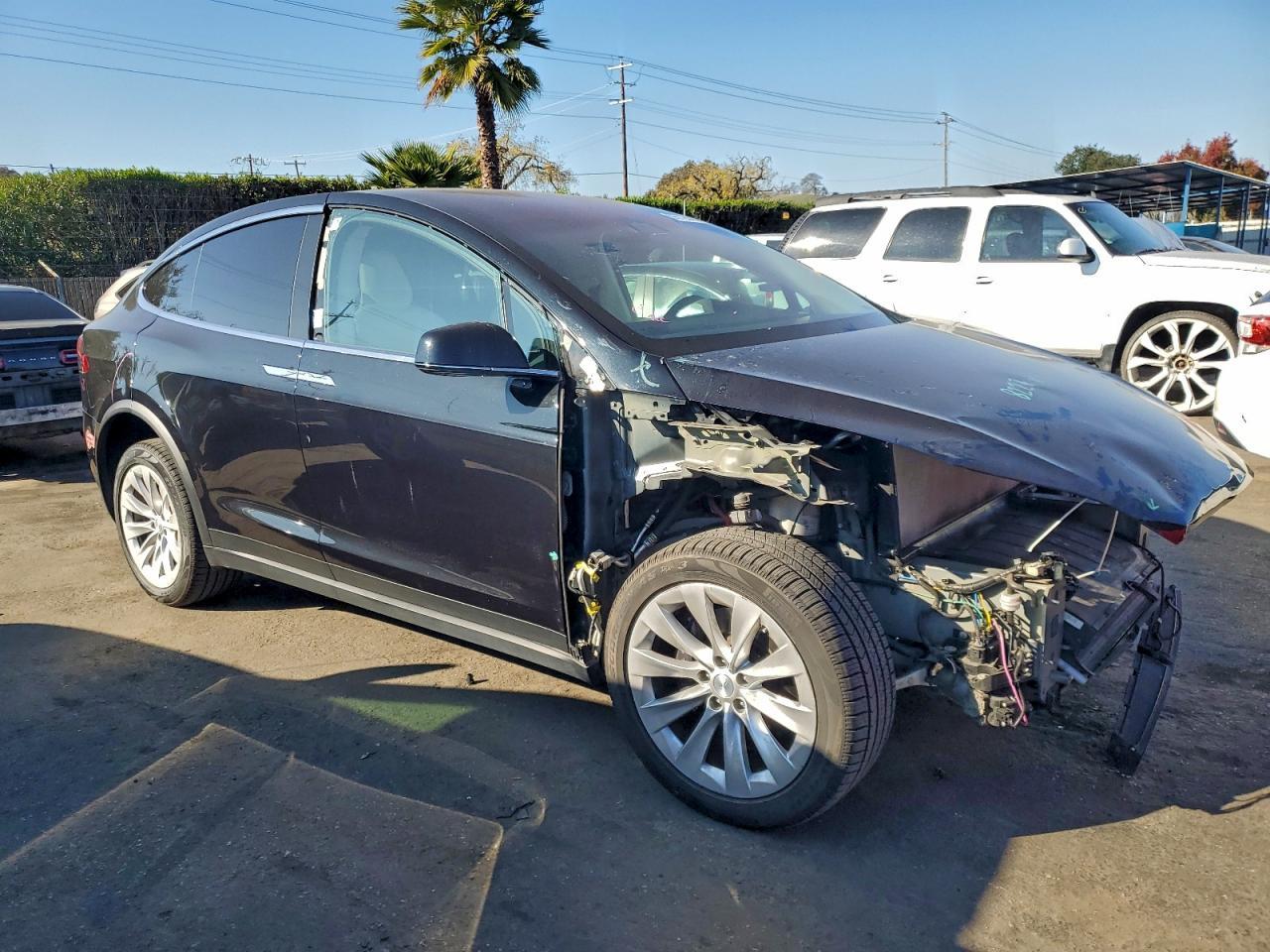 2017 TESLA MODEL X