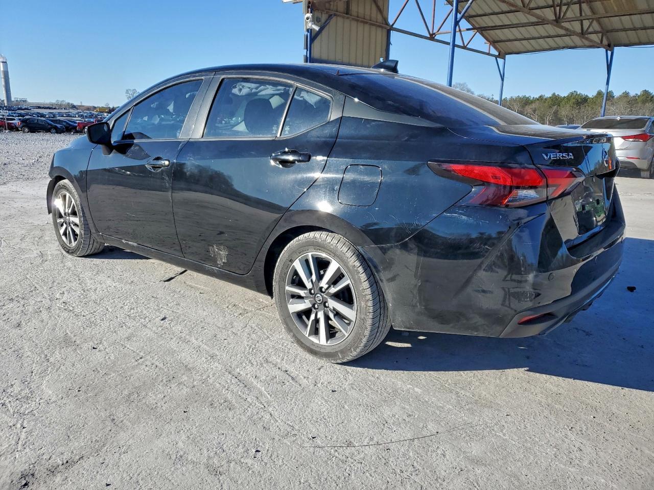 2021 NISSAN VERSA