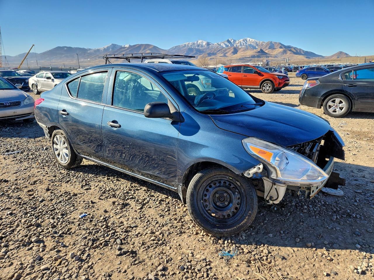 2015 NISSAN VERSA