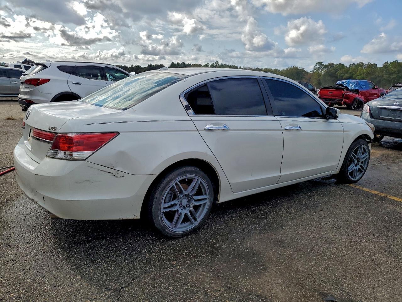 2012 HONDA ACCORD
