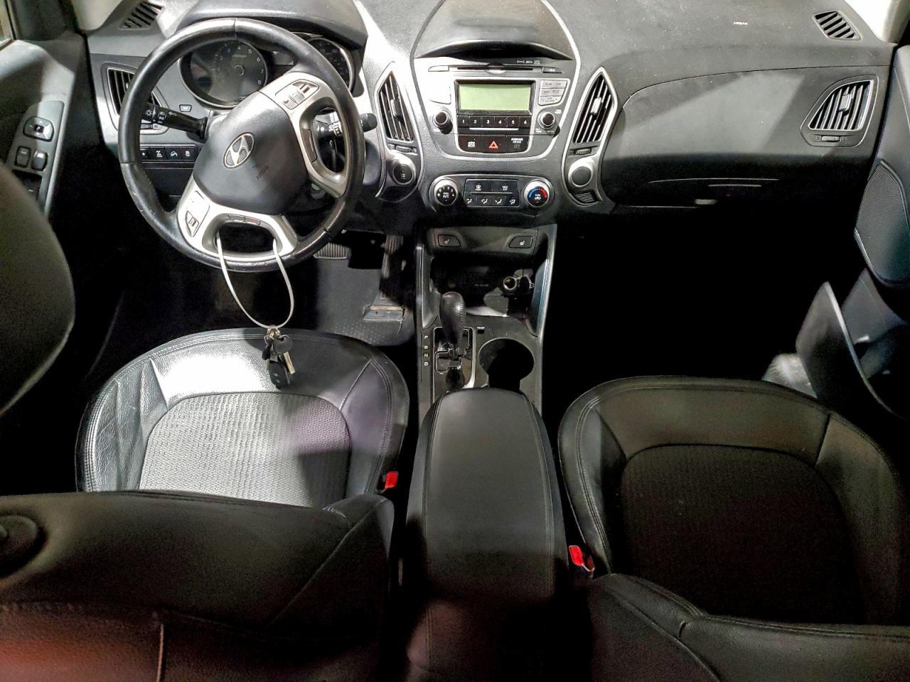 2012 HYUNDAI TUCSON