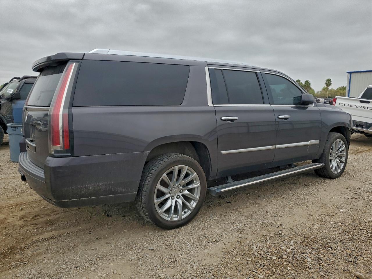 2015 CADILLAC Escalade ESV