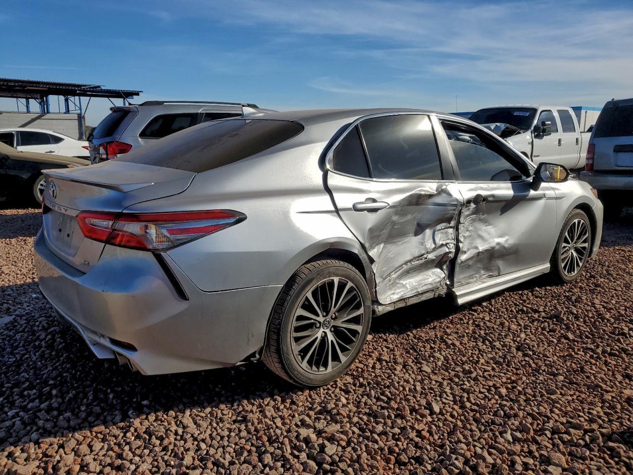 2019 TOYOTA CAMRY