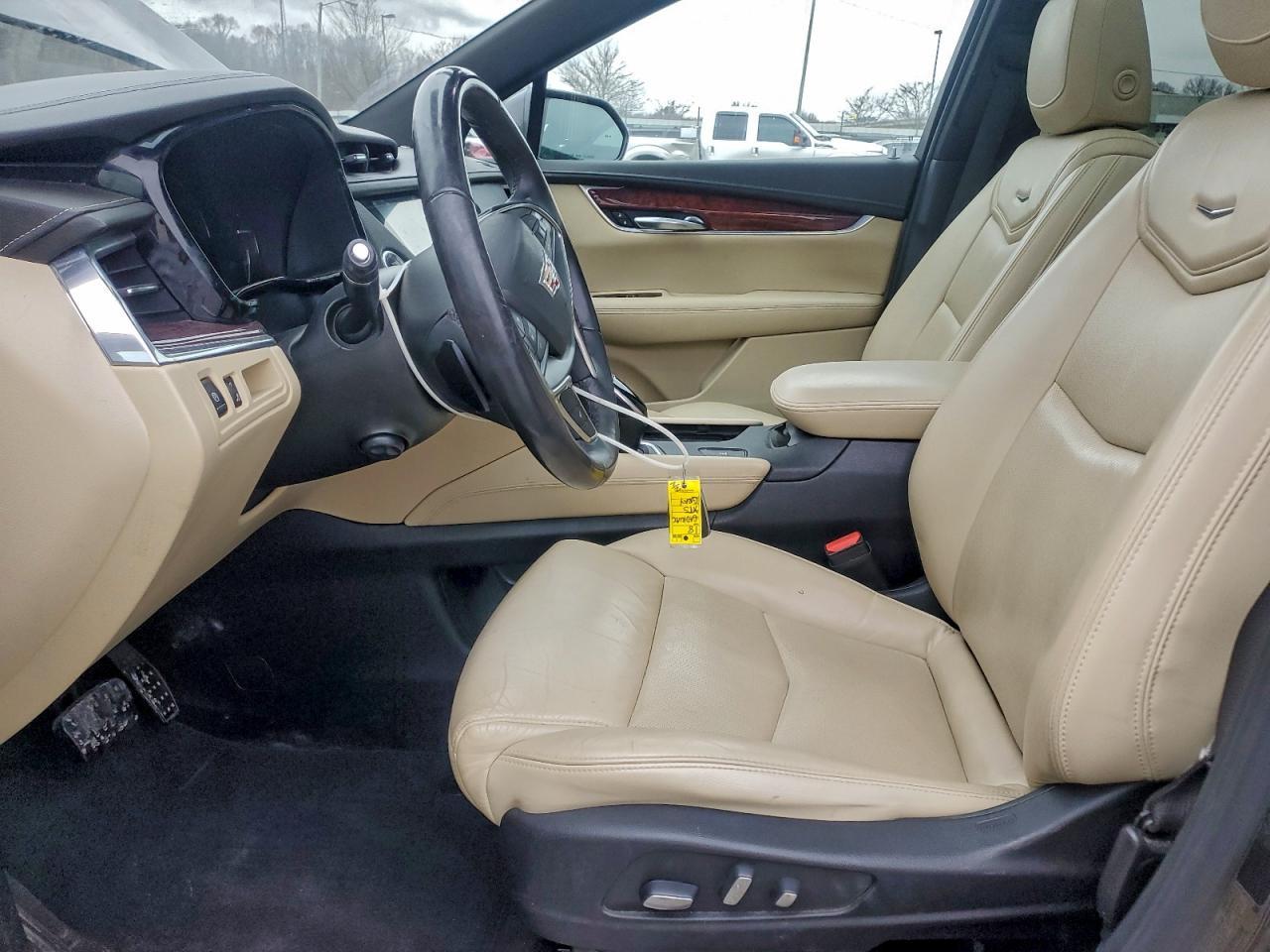 2018 CADILLAC XT5