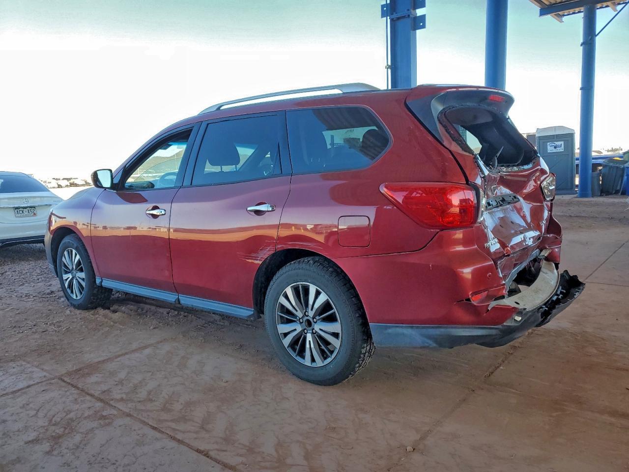 2017 NISSAN PATHFINDER