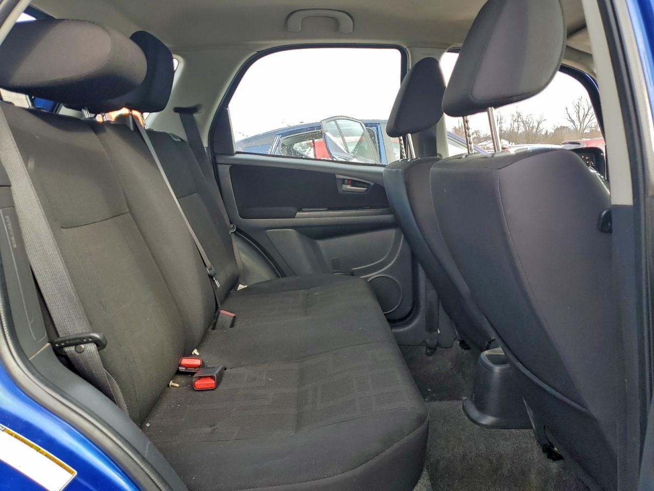 2012 SUZUKI SX4