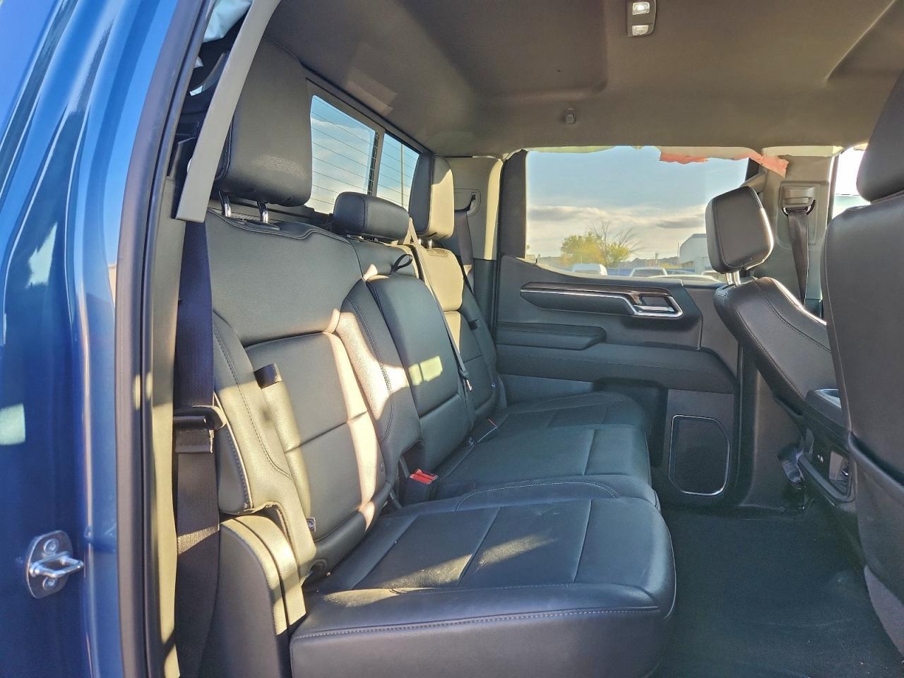2024 CHEVROLET Silverado