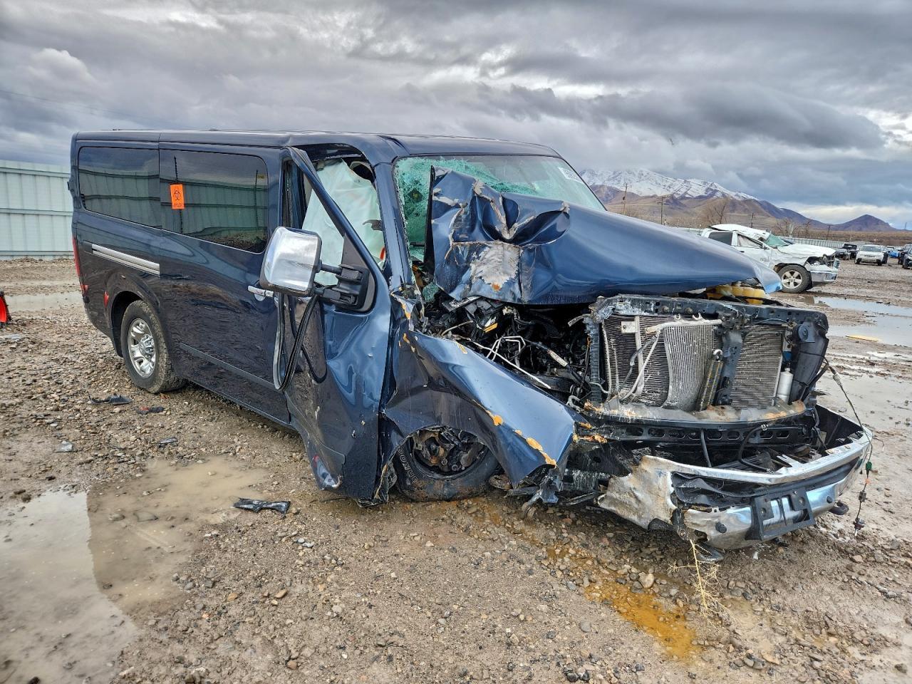 2016 NISSAN NV3500