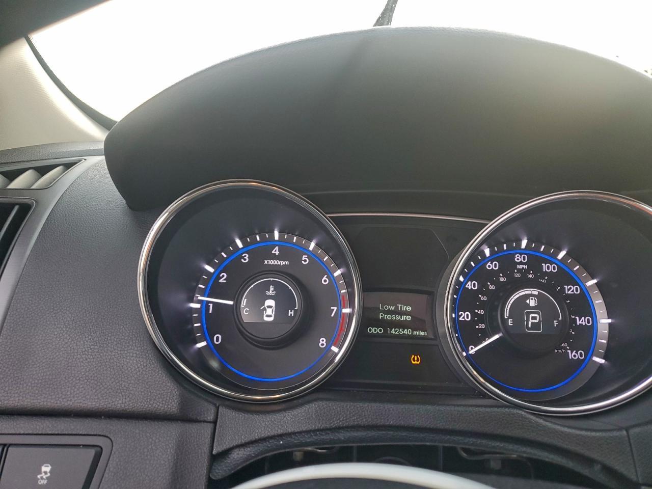 2013 HYUNDAI SONATA