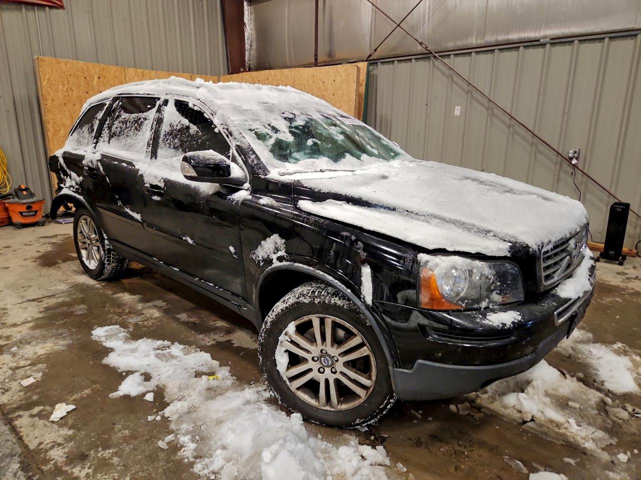 2011 VOLVO XC90