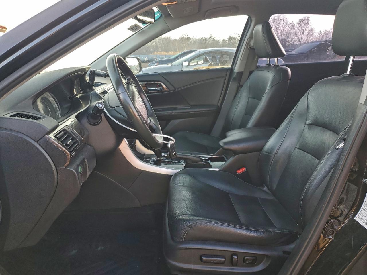 2016 HONDA ACCORD