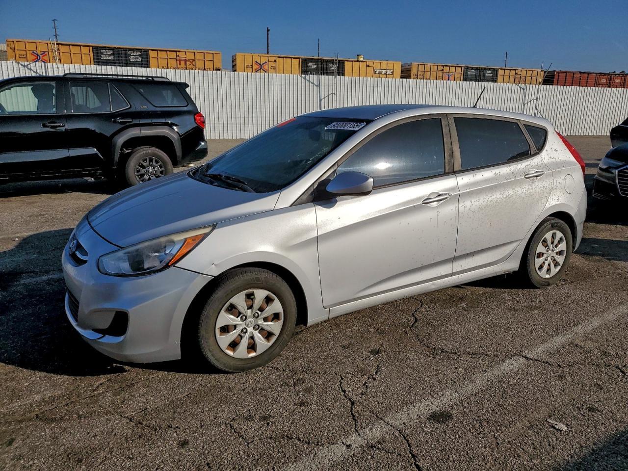 2016 HYUNDAI ACCENT