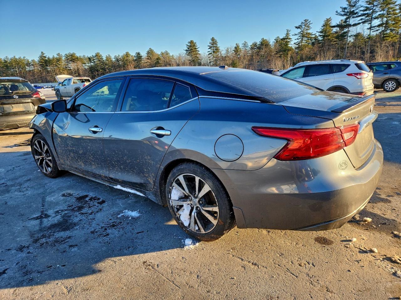 2017 NISSAN Maxima