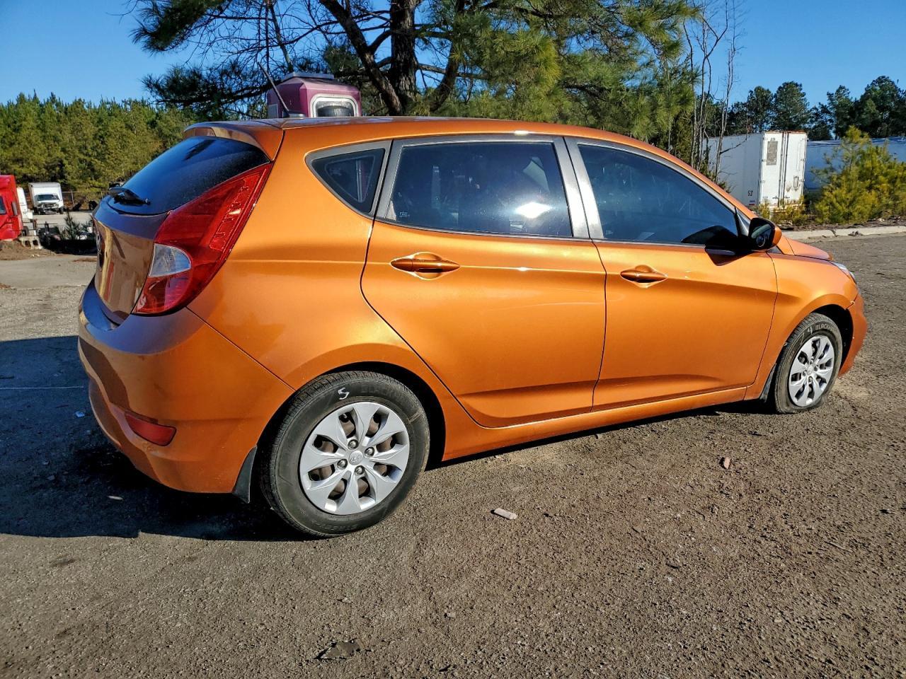 2016 HYUNDAI ACCENT