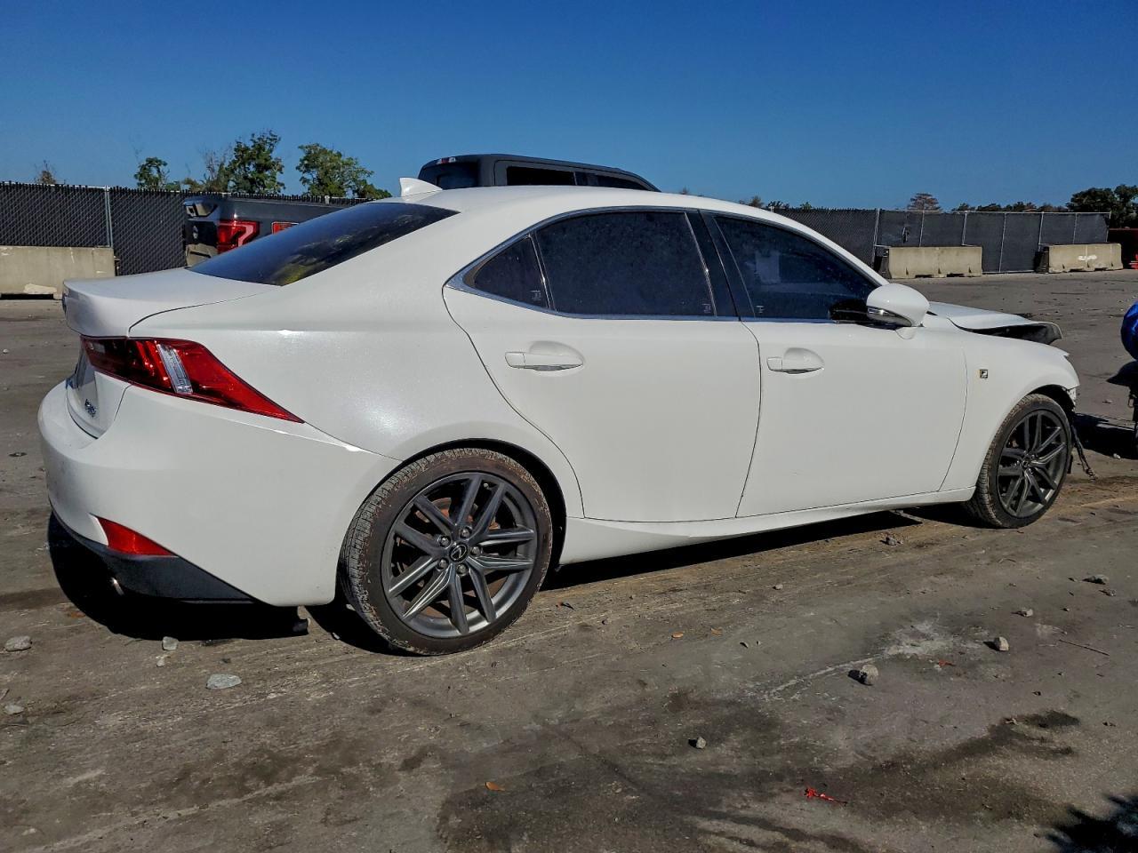2015 LEXUS IS 250