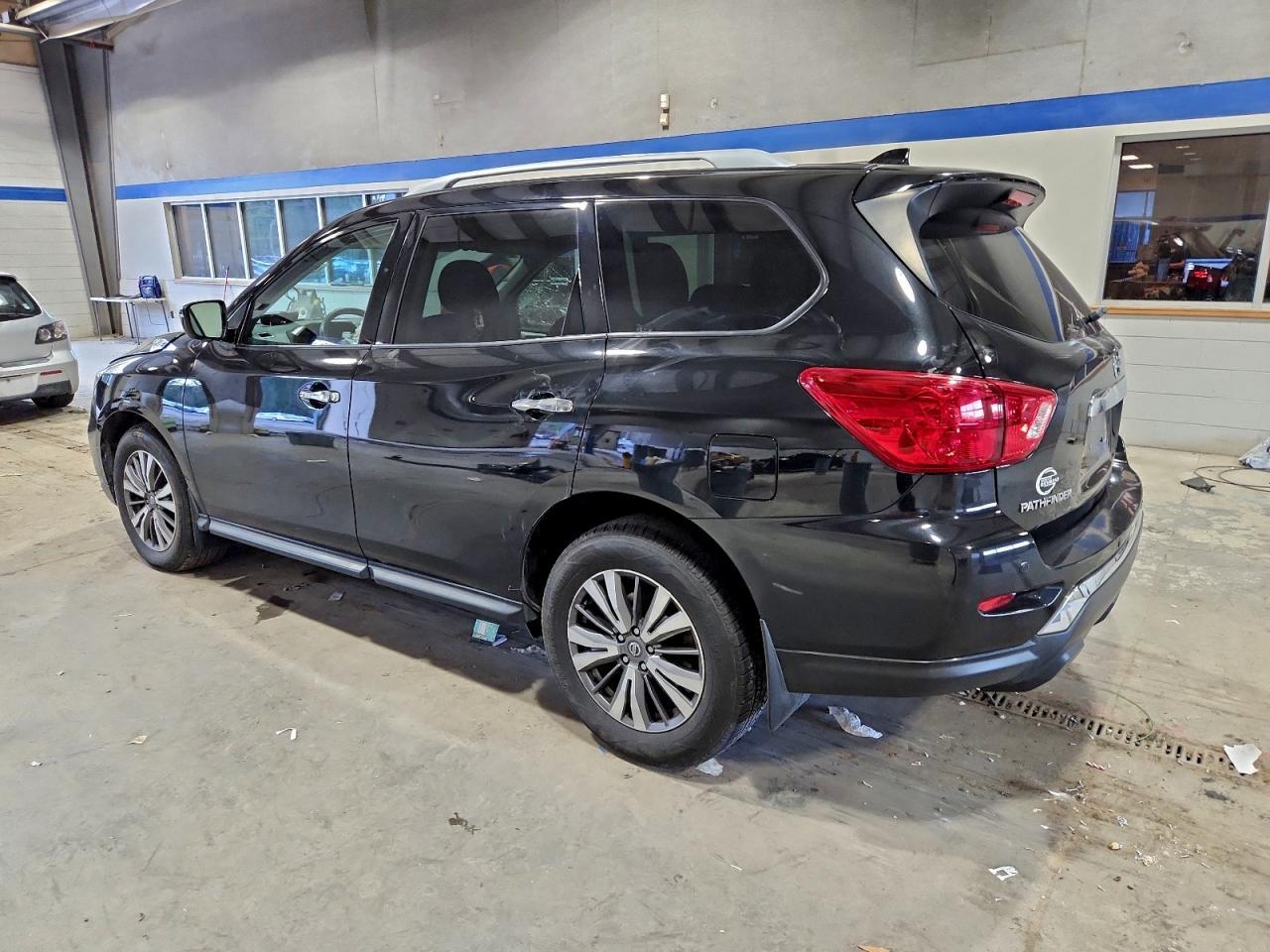 2019 NISSAN PATHFINDER