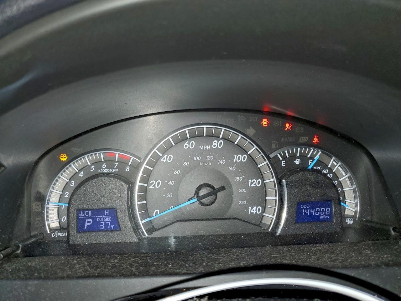 2013 TOYOTA CAMRY