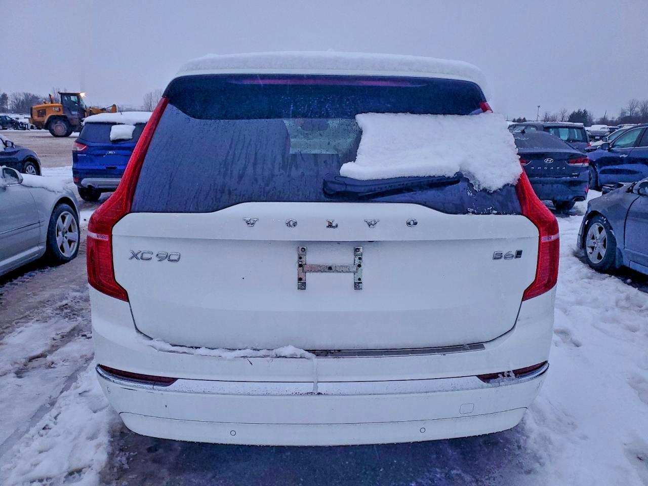 2024 VOLVO XC90
