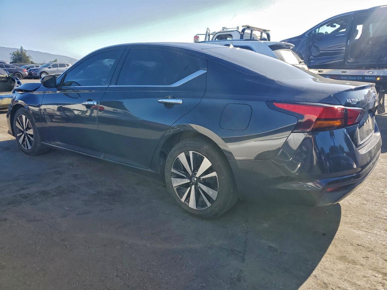 2022 NISSAN ALTIMA