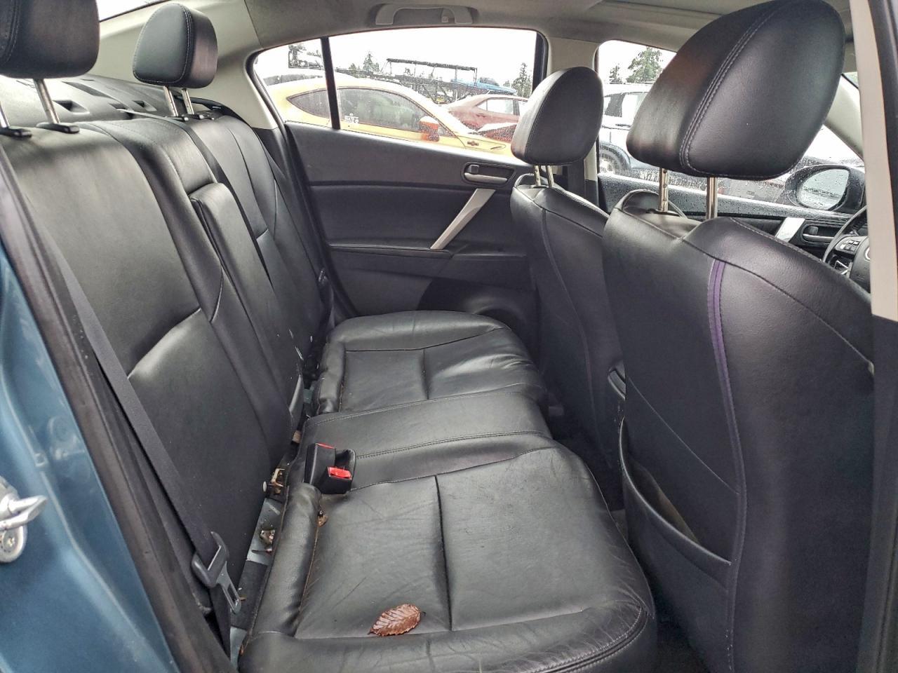 2010 MAZDA 3