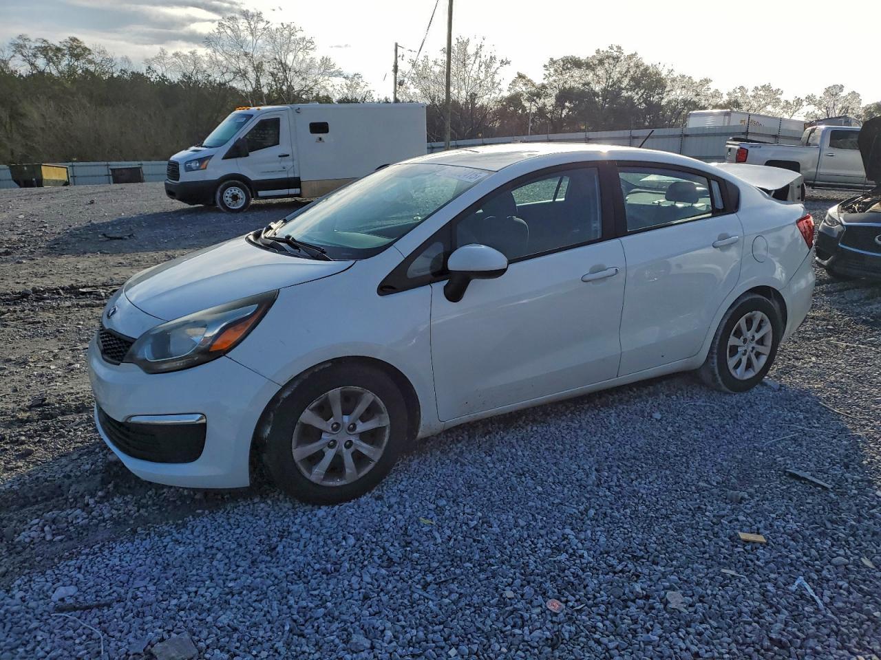 2016 KIA RIO