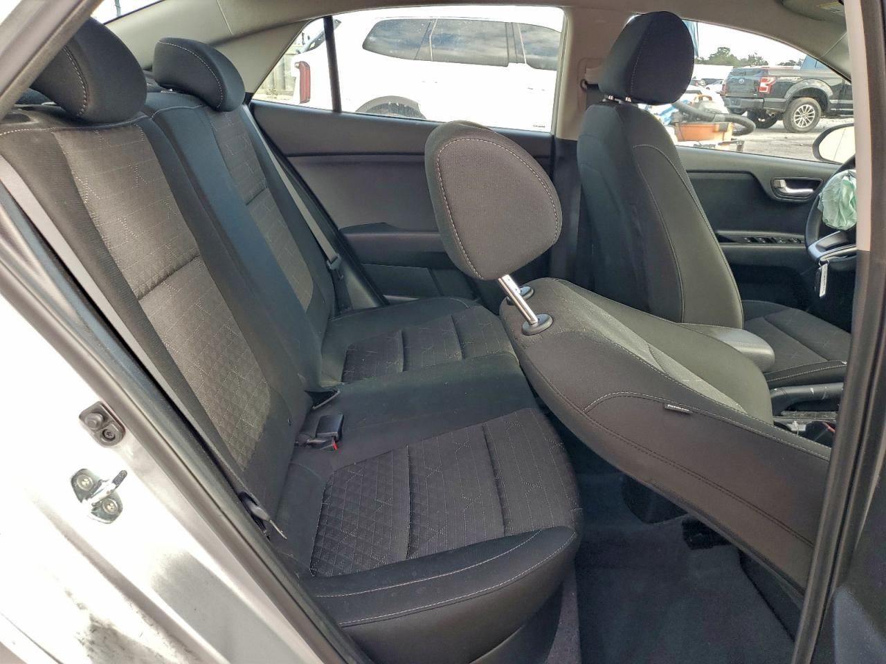 2023 KIA RIO