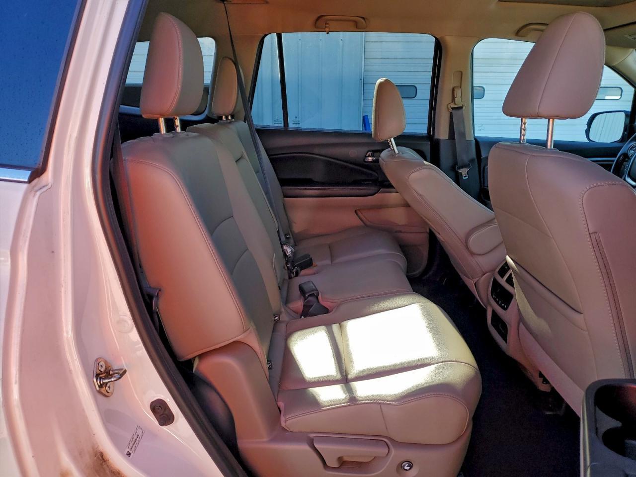 2016 HONDA PILOT