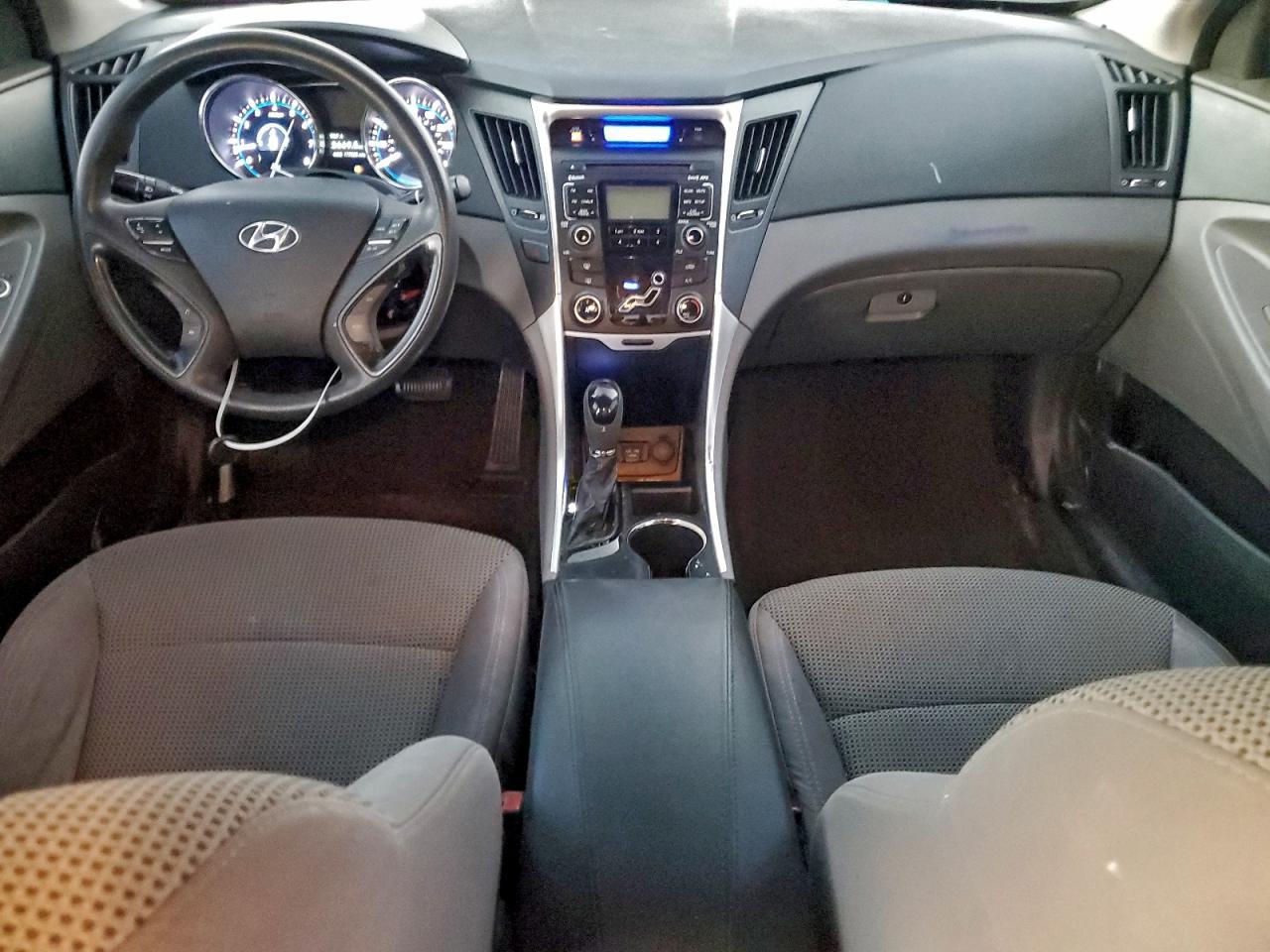 2011 HYUNDAI SONATA
