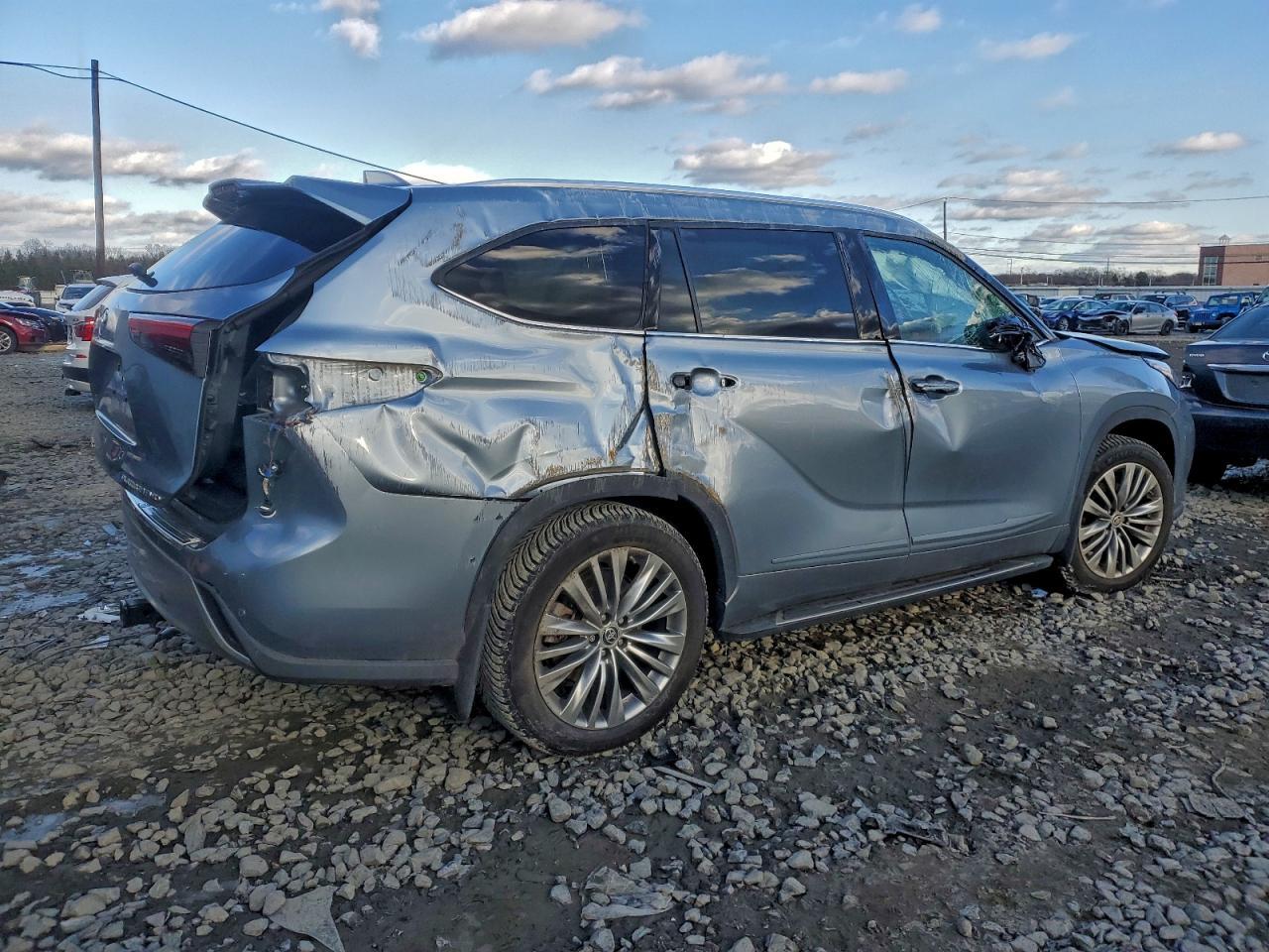 2020 TOYOTA HIGHLANDER
