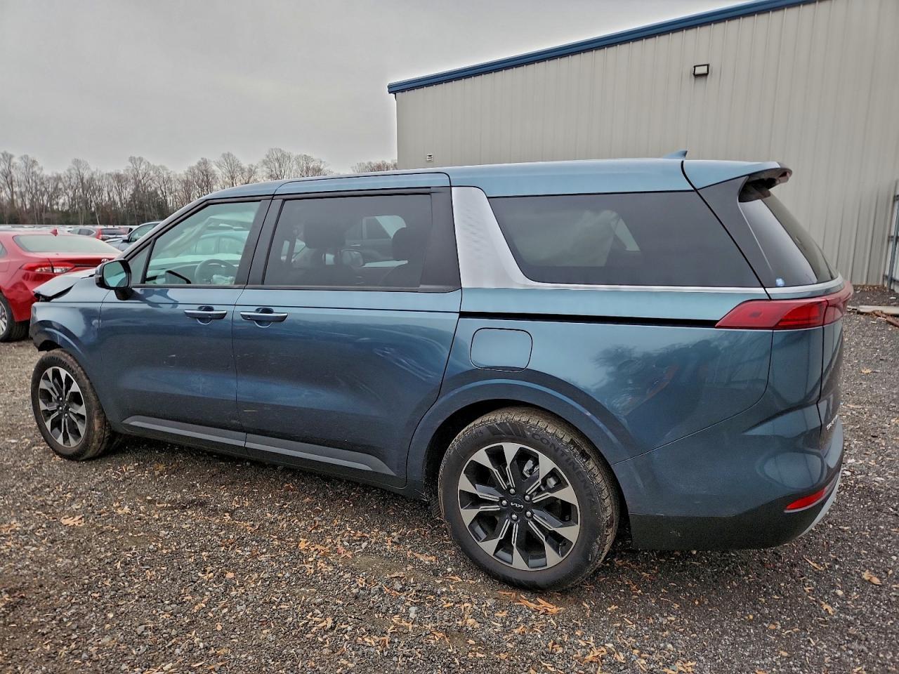2024 KIA Carnival