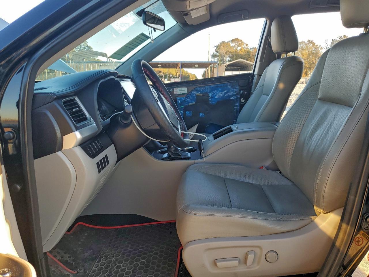 2015 TOYOTA HIGHLANDER