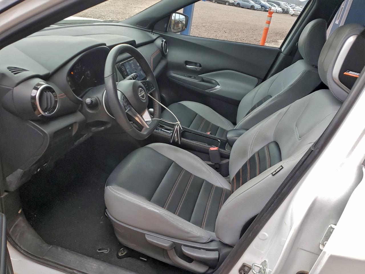 2023 NISSAN KICKS