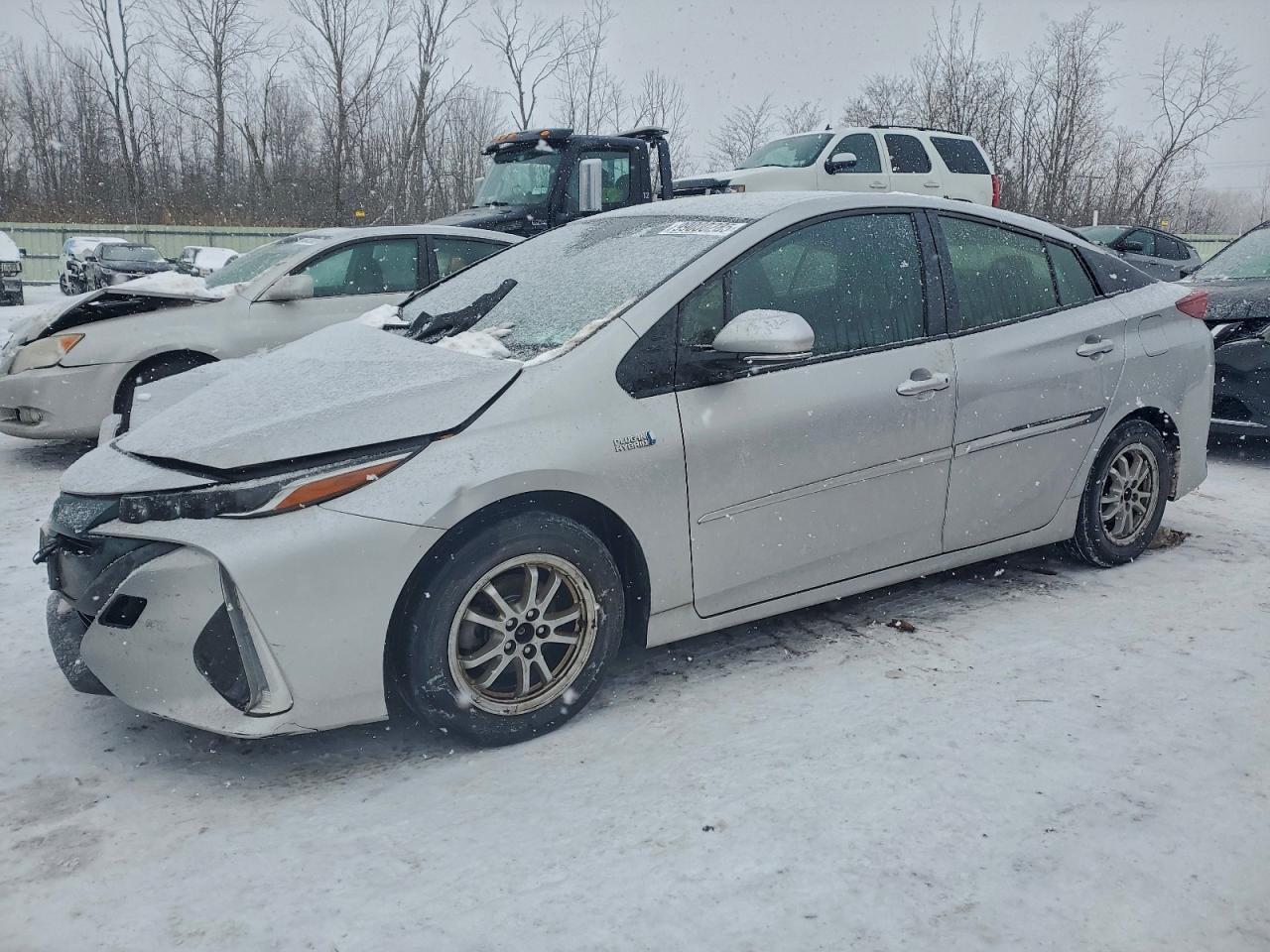 2017 TOYOTA Prius Prime