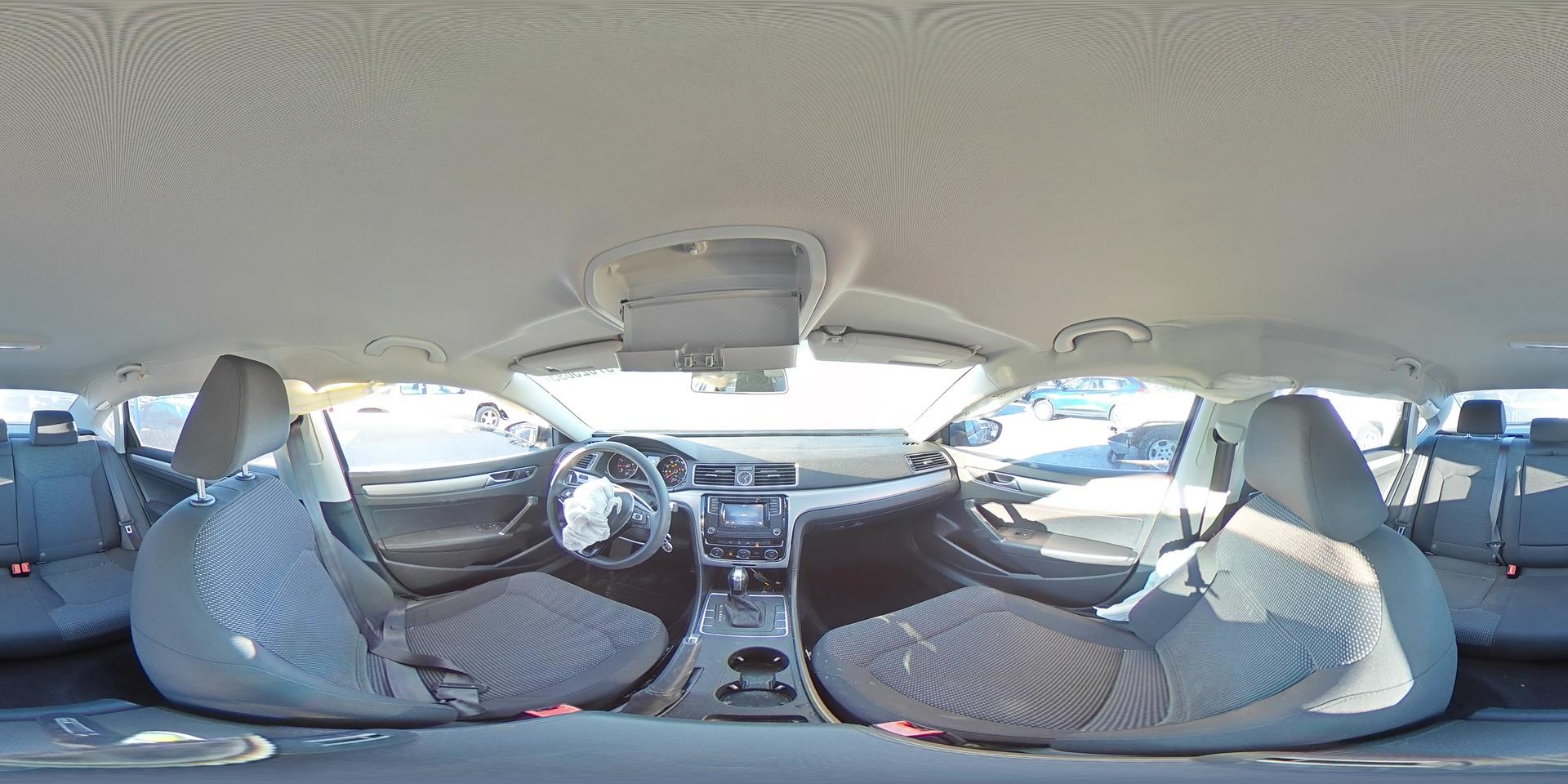 2016 VOLKSWAGEN Passat
