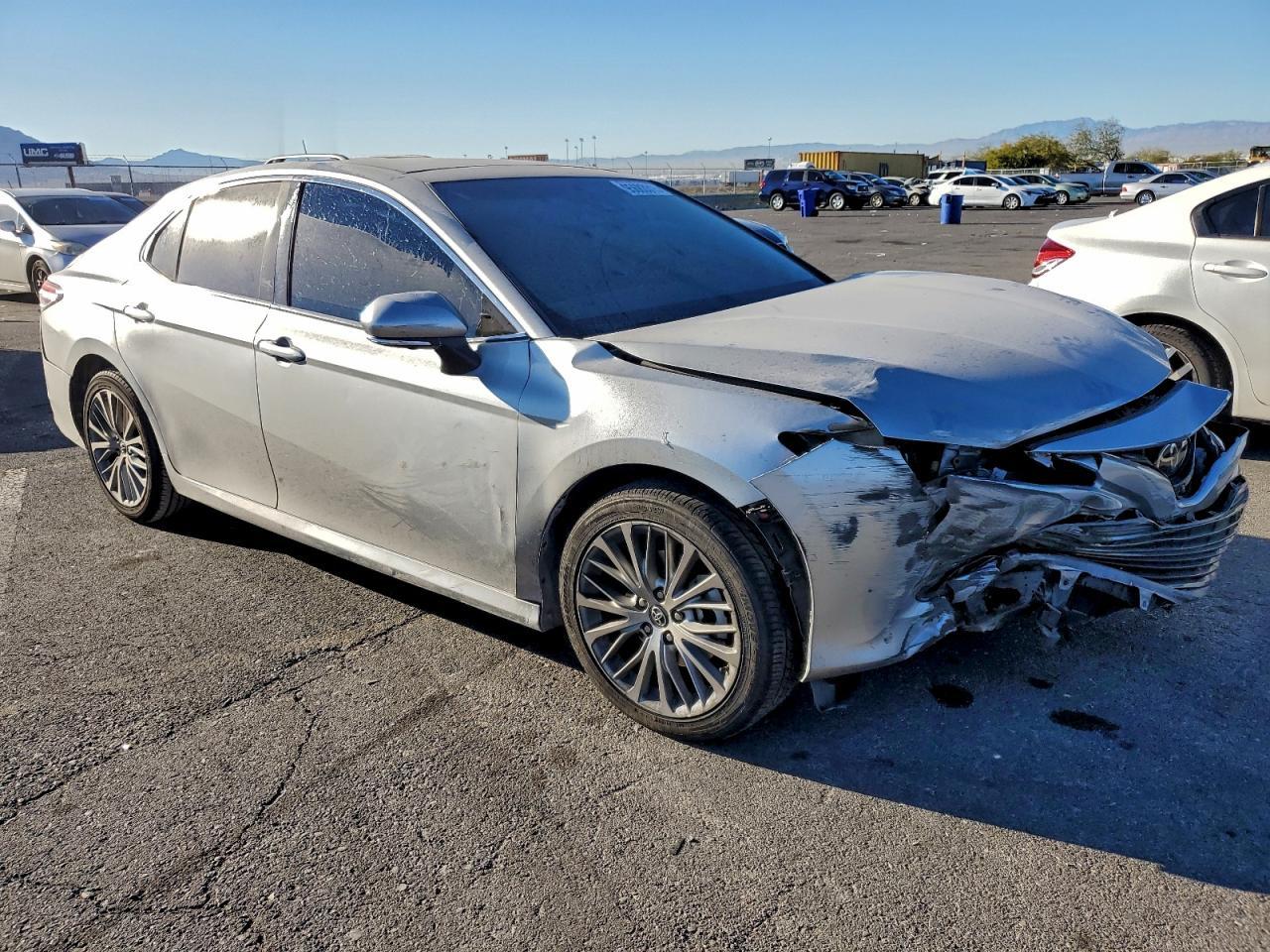 2018 TOYOTA CAMRY