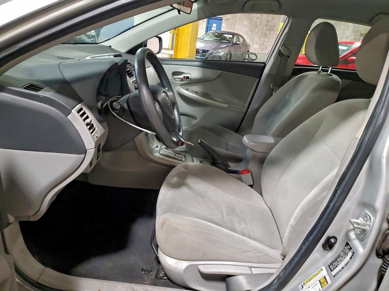 2013 TOYOTA COROLLA