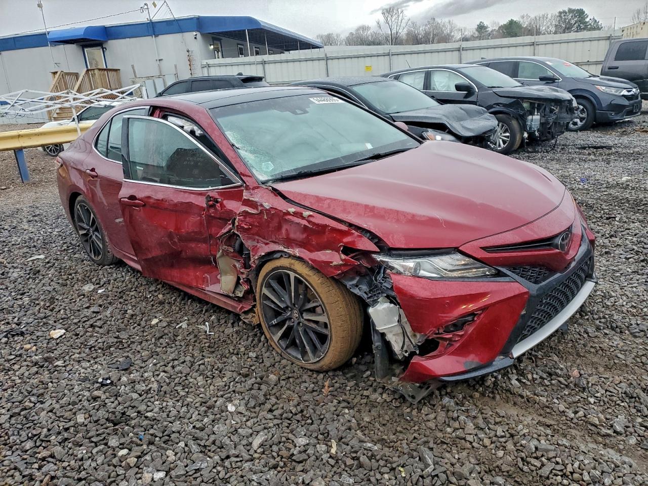 2018 TOYOTA CAMRY