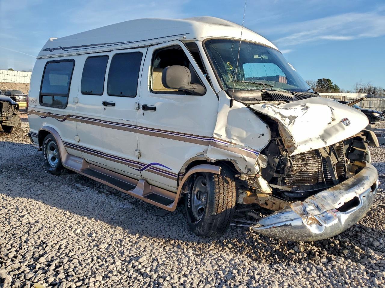 1999 DODGE RAM VAN